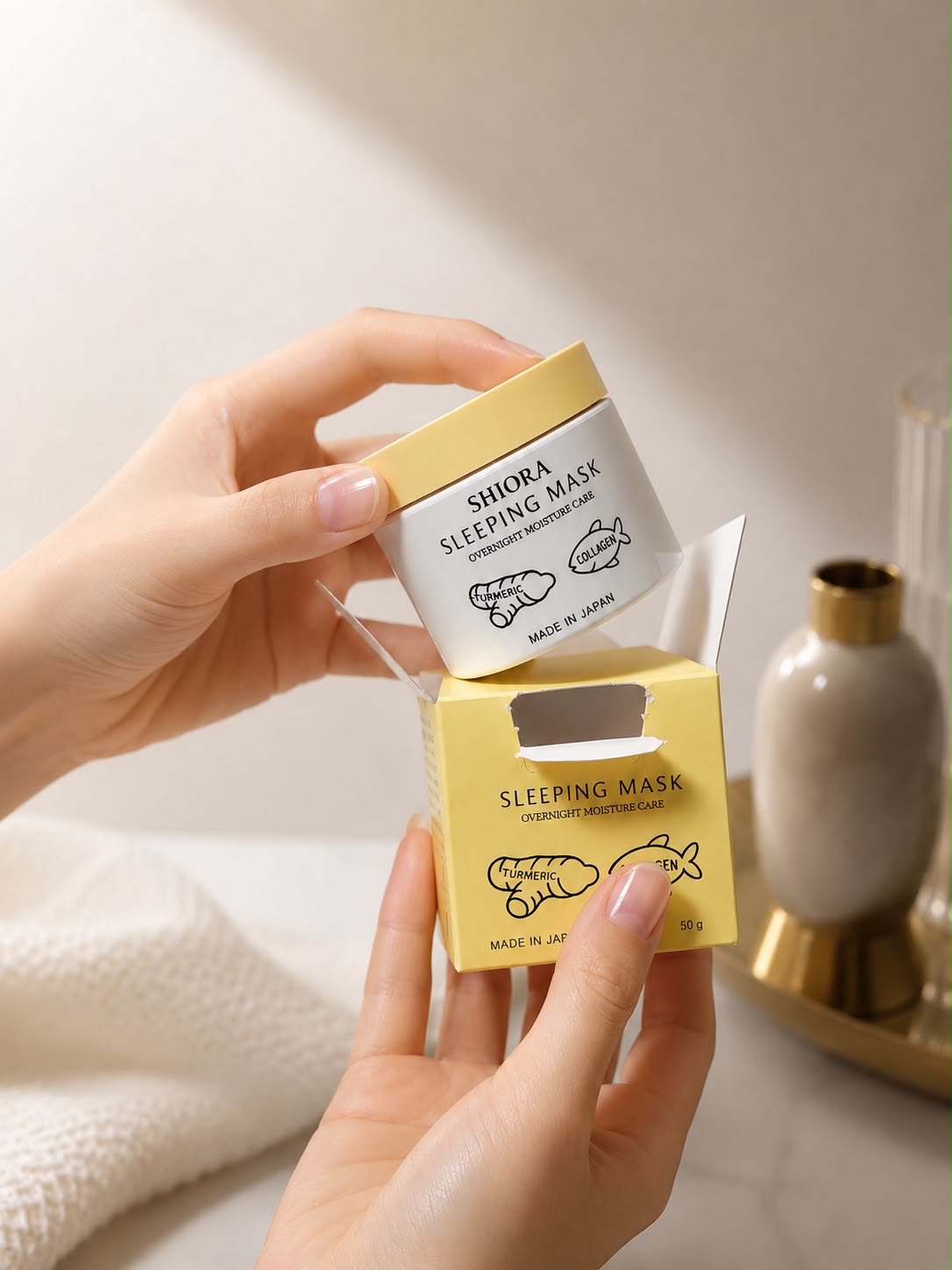 SHIORA Sleeping Mask with package
